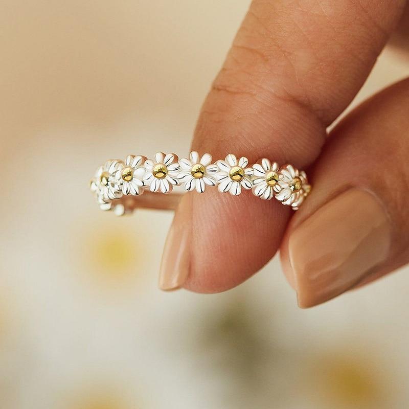 Marguerite Ring – Zilver & Geschilderde Zachtheid