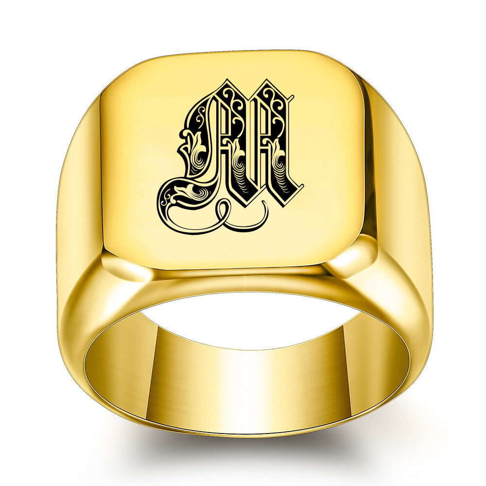 Classic Noble Initial Ring | Goud