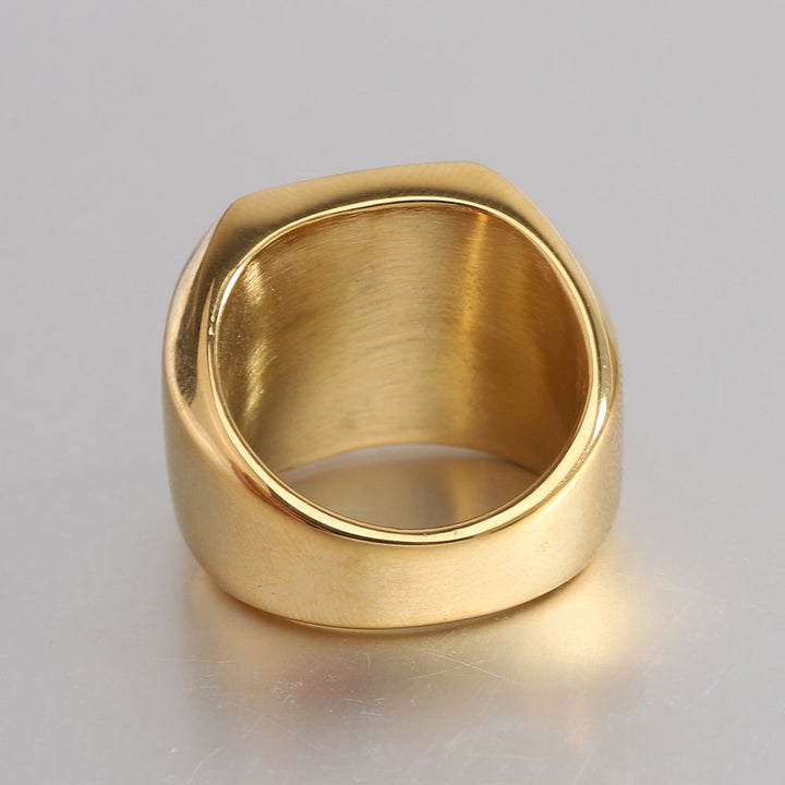 Classic Noble Initial Ring | Goud