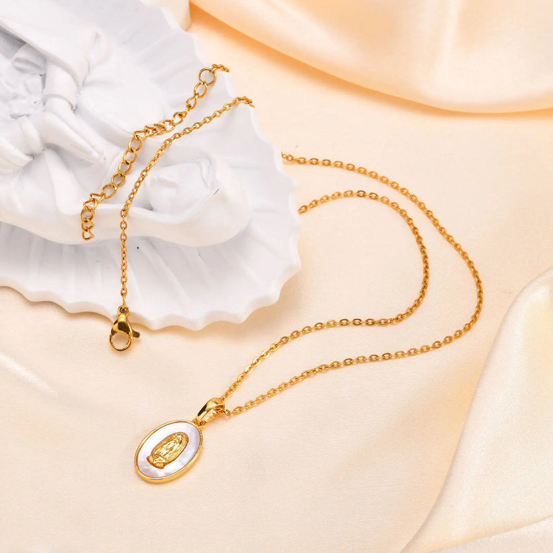 Ketting met Ovale Hangertje van de Maagd in Goud
