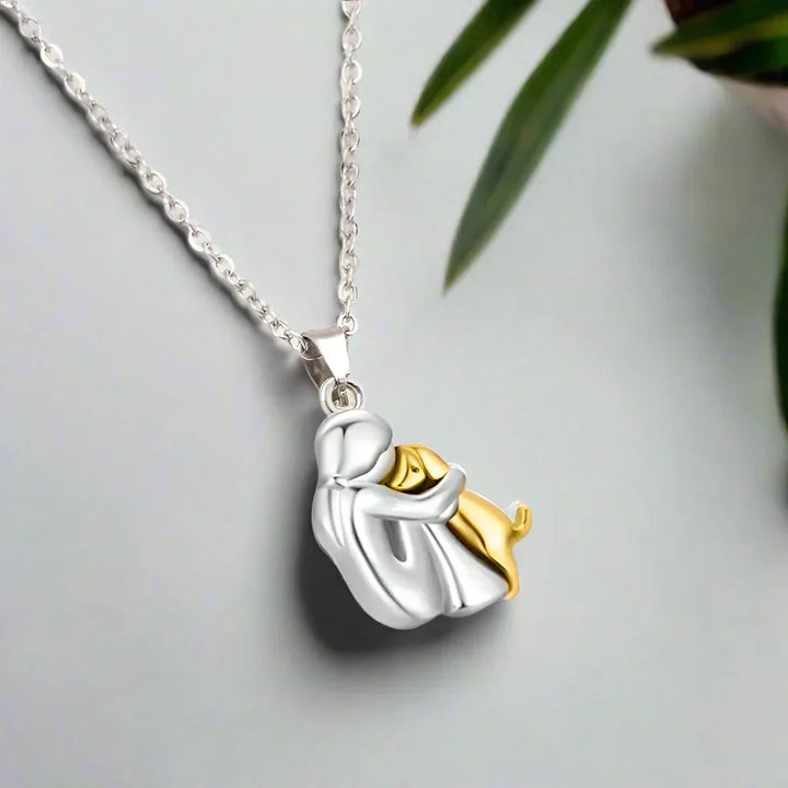 Omarmende Ketting met Dier