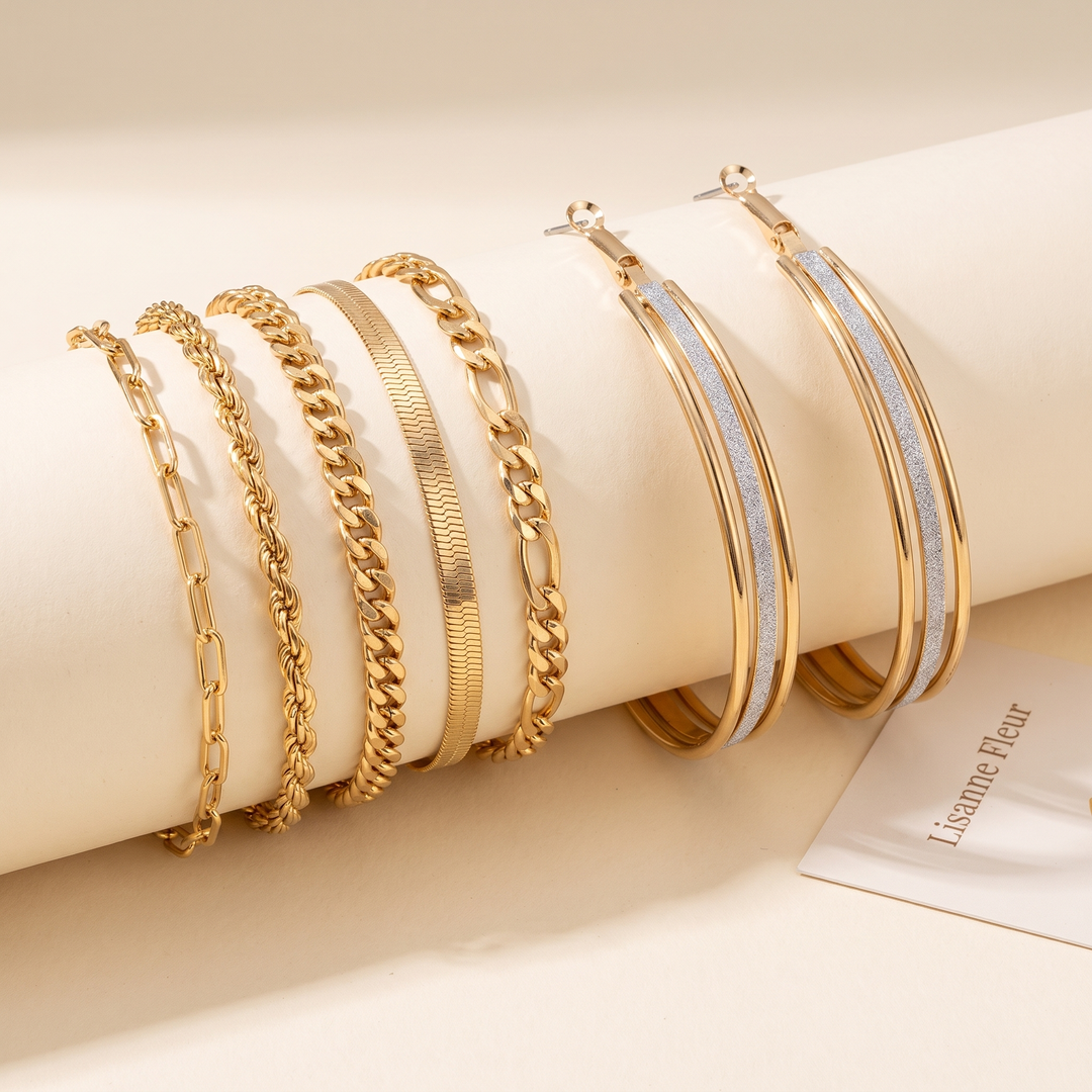 Bundel: Armbandenset 5 stukken in goud + Retro gouden creolen