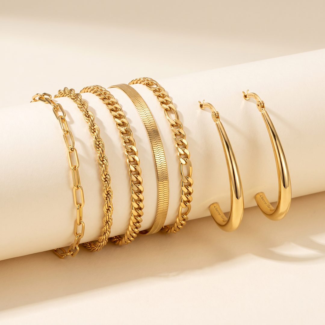 Bundel: Armbandenset 5 stukken in goud + Exclusieve vintage gouden oorbellen